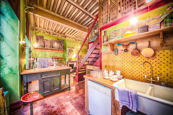 Maison De Fogasses : Luxury Avignon